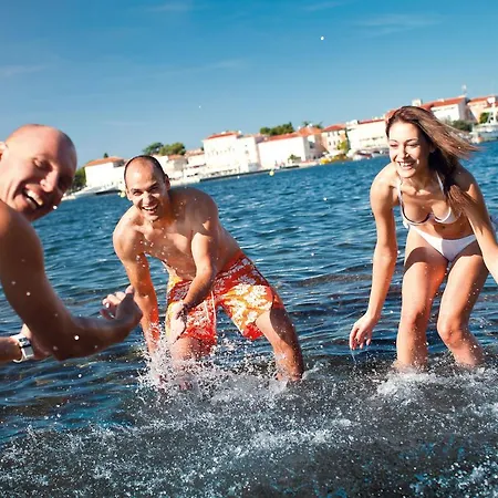Apartamento Cozy In With Seaside View Poreč